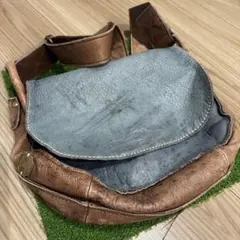 本革 レザー ショルダーバッグのサムネイル