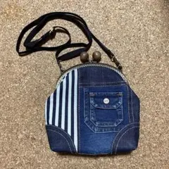 デニムリメイク　デニムポケットがま口ポーチ　ハンドメイド　バッグ