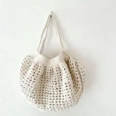 メッシュバック　ハンドメイド編み物　可愛い　ホワイト　アイボリーハンドバック