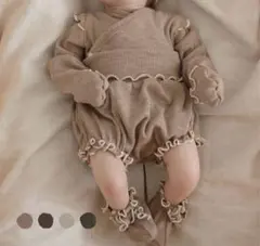 韓国子供服　ベージュ セットアップ　ヘアバンド付き　60サイズ