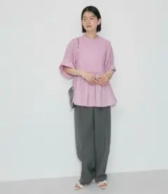 お値下げ！ 24SS アダムエロペ バウンスカフスプルオーバー　ペプラム　ピンクのサムネイル