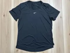 NIKE DRY-FIT Tシャツ レディース　Mサイズ
