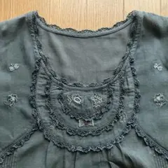フランシュリッペ　キャラクターと小花刺繍のチュニックワンピース(スミクロ)FL5のサムネイル