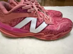New Balance バスケットボールシューズ ピンク - メルカリ