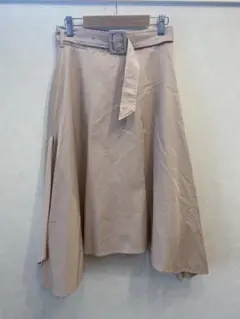 BE RADIANCE スカート