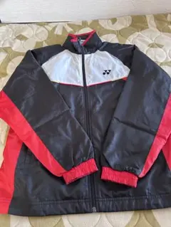 YONEX ヨネックス ウィンドブレーカー ジャケット 黒 赤 白 Mサイズ