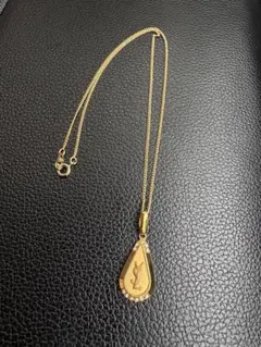 Vintage Yves Saint Laurent PlateNecklaceのサムネイル