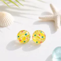 【透明感】✨ヨーヨー風船風✨レジン製ピアス イヤリング　（イエロー）のサムネイル