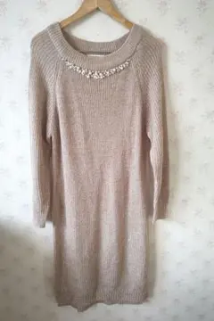☆イーハイフンワールドギャラリー ビーズ装飾付きベージュニットワンピース F☆