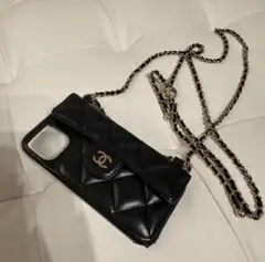 CHANEL チェーン付き iPhone12/12proケース マトラッセのサムネイル