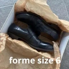 forme 黒いレザー ローファー ストラップ付き サイズ6
