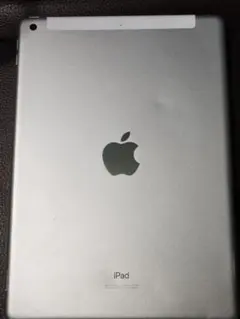 iPad 第8世代 32GB WI-fi+Cellularモデル シルバー