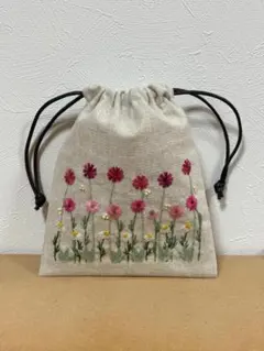 【お花の手刺繍】かわいい巾着　ガーベラ＆マーガレット＆カモミール　ハーフリネン