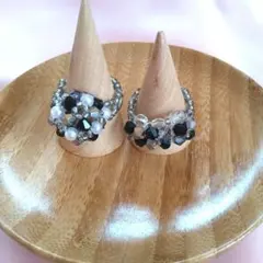 ハンドメイド ビーズリング 2個セット（約12〜13号）