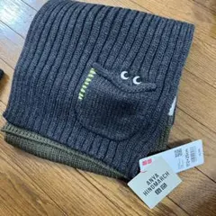 ユニクロ　アニヤハインドマーチ　マフラー　カーキ　ダークグレー