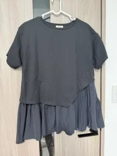 7\12まで値下げ　BEAMS HEART プリーツ切替 半袖Tシャツのサムネイル
