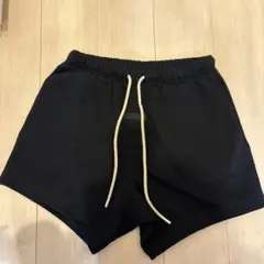 essentials スウェットハーフパンツ