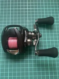 Item thumbnail for item cb8327e6-e18f-4d10-804a-008966de1574