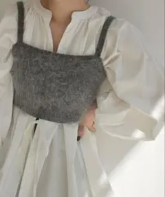 新品未使用　cizatto　シャギー　ニット　ビスチェ　グレー