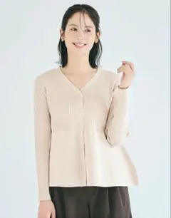 coca スポンディッシュニットペプラムカーディガン