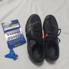 asics スパイクシューズ ブラックのサムネイル