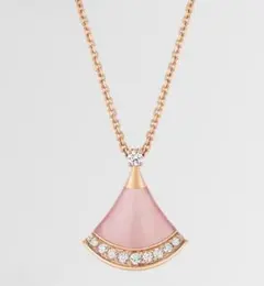 BVLGARI ディーヴァ ドリーム ネックレス　ピンクカルセドニーのサムネイル