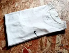 NIKE　ナイキ　Tシャツ
