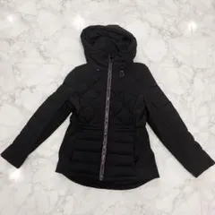 美品 TOMMY HILFIGER 黒 中綿ジャケット M 防寒 Aラインのサムネイル