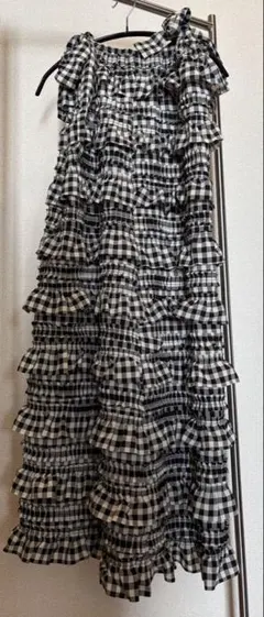 フリル付きチェック柄キャミワンピース