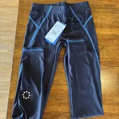 Item thumbnail for item 16ba9cc1-8143-4b47-96f6-406c1566de7c