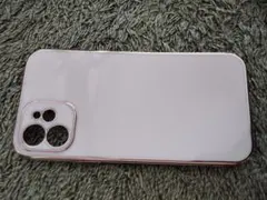 iPhone12用ケース ホワイト ゴールド縁