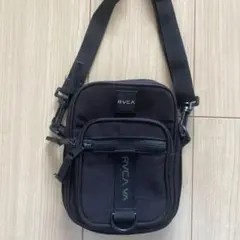 RVCA ブラック ショルダーバッグ ミニサイズ