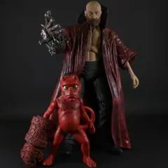 MEZCO メズコ HELLBOY ヘルボーイ フィギュア （長角/コート有り