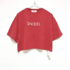 スナイデル コットン ロゴＴシャツ トップス　カットソー 半袖　赤　SNIDELのサムネイル