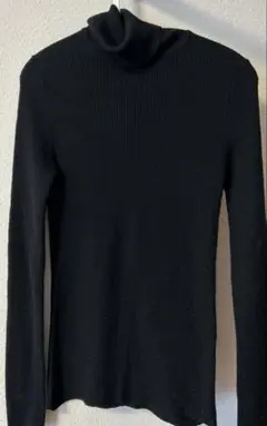 レディース　UNIQLO タートルネックセーター 黒 100%毛