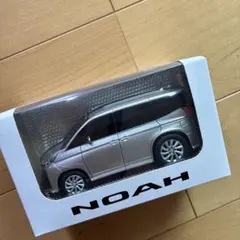 トヨタ博物館正規購入品】新型 NOAH プラチナホワイトパールマイカ