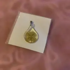 よつばネックレスチャーム