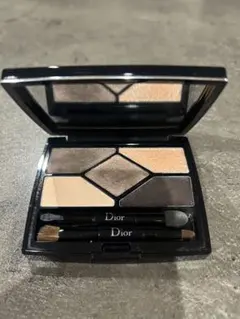 Dior サンク　クルール　デザイナーアイシャドウベース、アイシャドウ718
