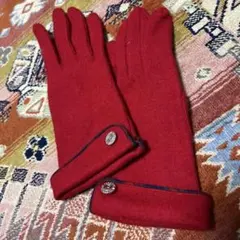 パーソンズウール赤手袋 ボタン付き カフデザイン