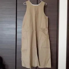 おとなのジャンスカ　ジャンパースカート　バックボタン