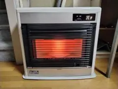 引き取り及び近郊配達限定出品！札幌発コロナFF石油ストーブ2014年式中古品 引き取り及び近郊配達限定出品！札幌発コロナFF石油ストーブ2014年式