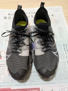 NIKE AIR ZOOM TEMPO NEXT 26cm【ジャンク】のサムネイル