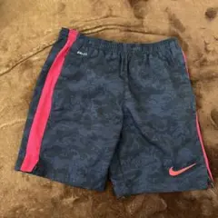 Nike 迷彩柄 ショートパンツ Sサイズ