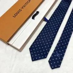 ルイ・ヴィトンM79429 ネクタイ・LV デュアル 8CM ネイビーのサムネイル