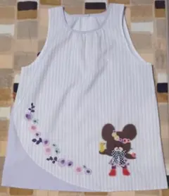 the bear's schoolエプロン