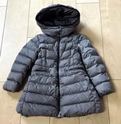 Moncler グレー フード付きダウンコート