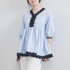 美品 25SS ユナイテッドアローズ タックフリルVネックハーフスリーブ