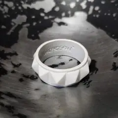 指輪 スタッズ型リング ホワイト ポップ パンク ユニセックス