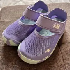 New Balance キッズサンダル パープル　紫色