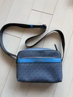 MICHAEL KORSのショルダーバッグ